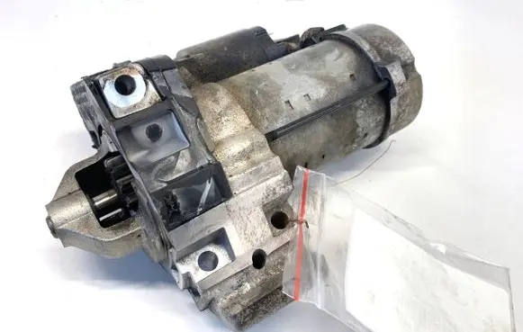 BMW 3 F30 F35 F31 Starter motor 8570846