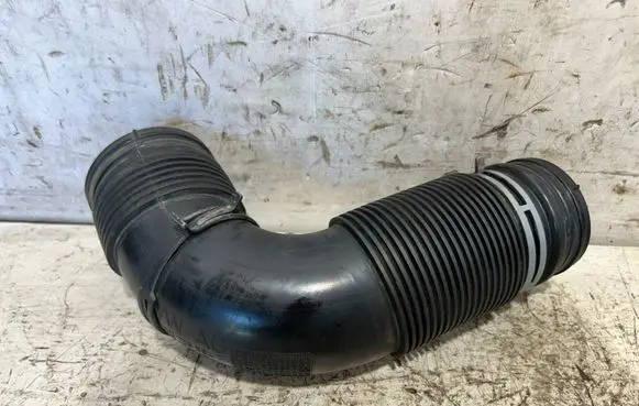 Volkswagen Golf V Turbo air intake inlet pipe/hose 1K0129684T