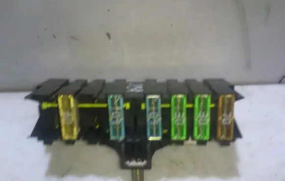 Peugeot 207 Fuse box set 650305502