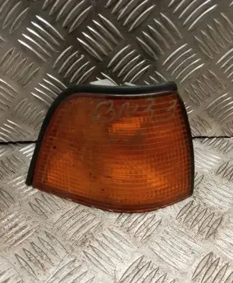 BMW 3 E36 Front indicator light 1387044
