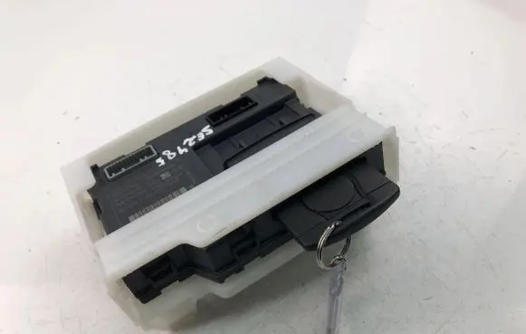 Renault Captur Other control units/modules 285902536R