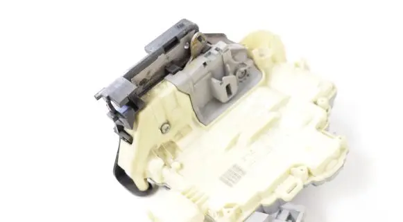 Audi Q7 4L Front door lock 3C2837016A