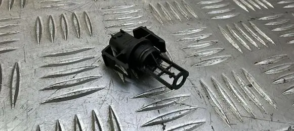 Mercedes-Benz ML W164 Intake air temperature sensor 0005422818