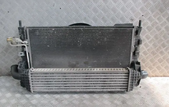 Volvo V50 Coolant radiator