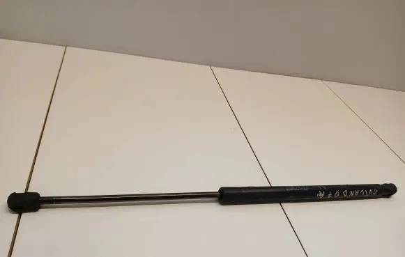 Mitsubishi Outlander Tailgate/trunk strut/damper