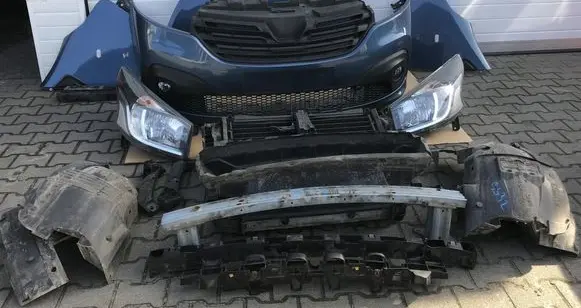 Renault Trafic III (X82) Front piece kit 