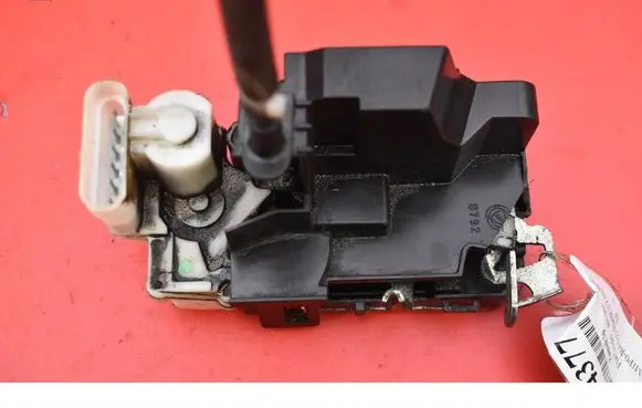 Fiat Doblo Front door lock