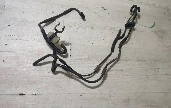 Mercedes-Benz GLK (X204) Vacuum line/pipe/hose 