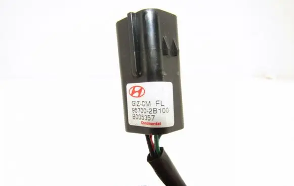 Hyundai Santa Fe Parking PDC sensor 957002b100