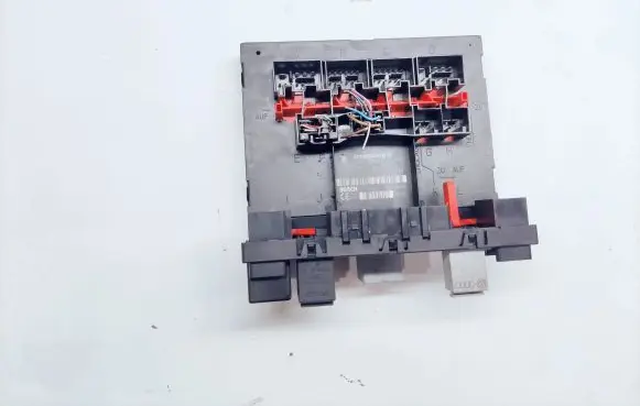 Volkswagen Touran I Central body control module 1K0937049M