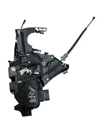Volvo V50 Front door lock 30753658