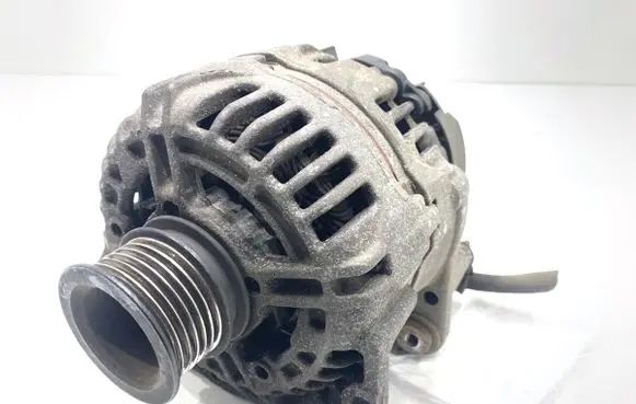 Skoda Fabia Mk2 (5J) Generator/alternator 037903025M