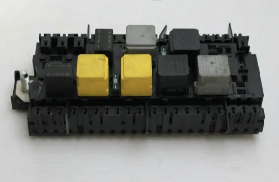 Mercedes-Benz ML W166 Fuse box set A1669063801
