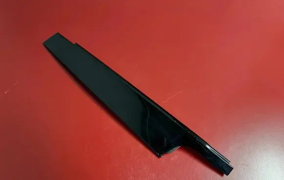 BMW X7 G07 Front door glass trim molding 7429388 74297429388
