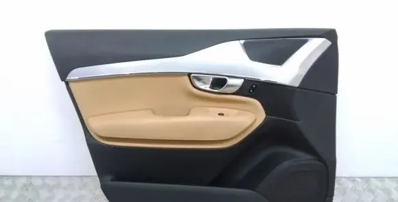 Volvo XC90 Front door card panel trim 31393113