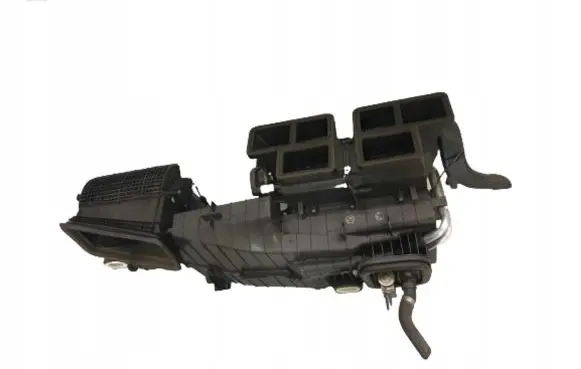 Mercedes-Benz B W246 W242 Interior heater climate box assembly A2468301800