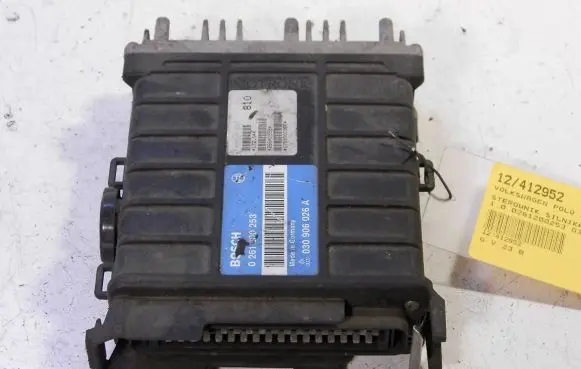 Volkswagen Polo II 86C 2F Engine control unit/module ECU 030906026A