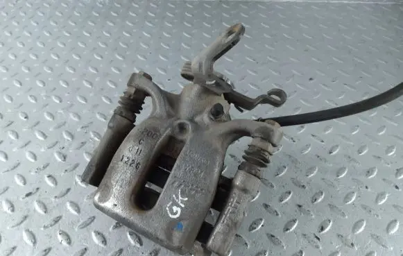 Volkswagen PASSAT B8 USA Rear brake caliper 5QM615423A 5QM615425A