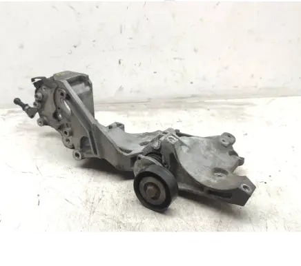 Volkswagen Polo V 6R Engine mounting bracket 03L903143Q