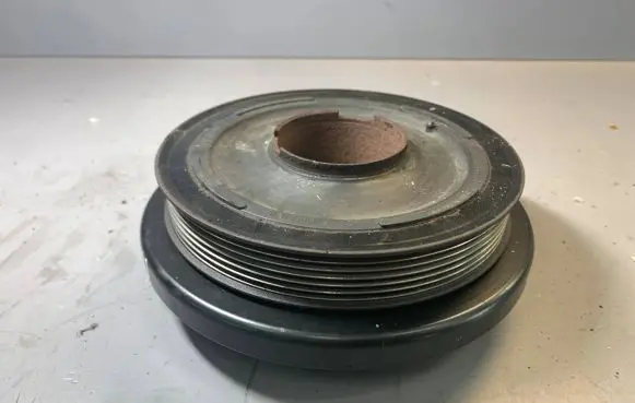 BMW 5 F10 F11 Crankshaft pulley 8511321 11238511321