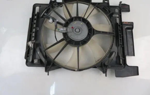 Toyota Urban Cruiser (XP110) Fan set 1636328160