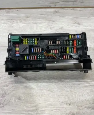 BMW X3 F25 Fuse module 9315150 07117005 317033444