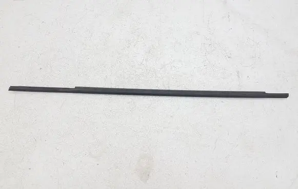 Ford Escape IV Front door glass trim molding LJ6BS20562 LJ6BS20562A LJ6BS20563