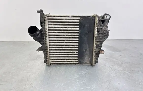 Volkswagen Touareg III Intercooler radiator 4M0145803BP
