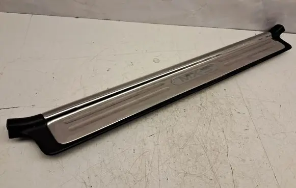 Mazda MX-5 NB Miata Front sill trim cover NC1068710