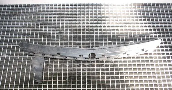 Mercedes-Benz B W246 W242 Front bumper mounting bracket