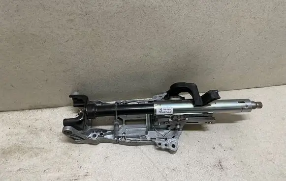 Mercedes-Benz ML W166 Steering rack mechanical part A1664601016