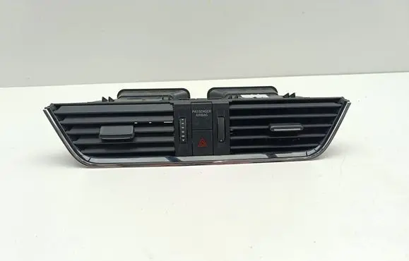 Skoda Octavia Mk3 (5E) Dash center air vent grill 5E0820951A SK37X 5P0880051
