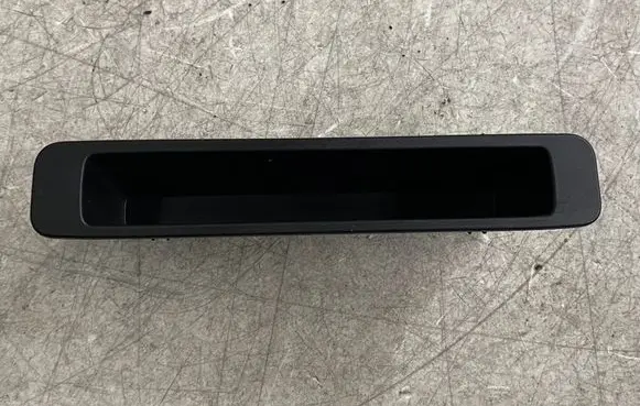 Iveco Daily 6th gen Dashboard storage box/compartment 58015665010