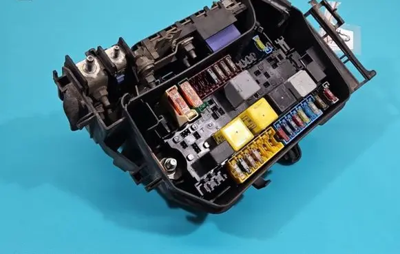 Mercedes-Benz B W246 W242 Fuse box set A2469980601 IMPRK1435014