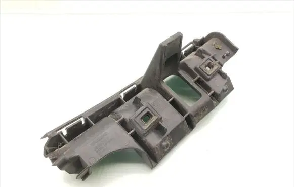 Volvo C30 Rear bumper mounting bracket 30657219