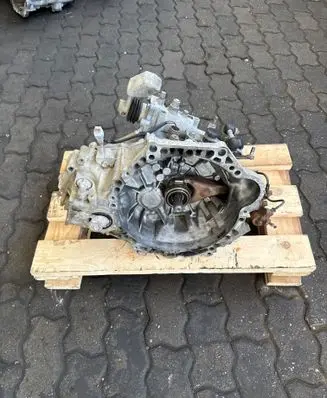 Toyota Auris 150 Manual 5 speed gearbox 4ZZ