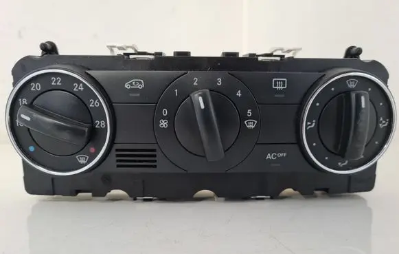 Mercedes-Benz B W245 Climate control unit A1698300585