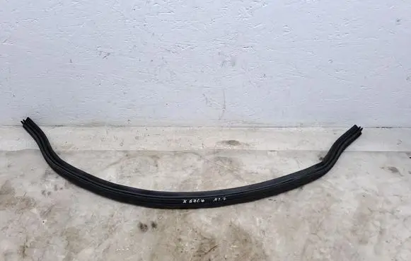Mazda CX-3 Rubber seal loading door window/glass 