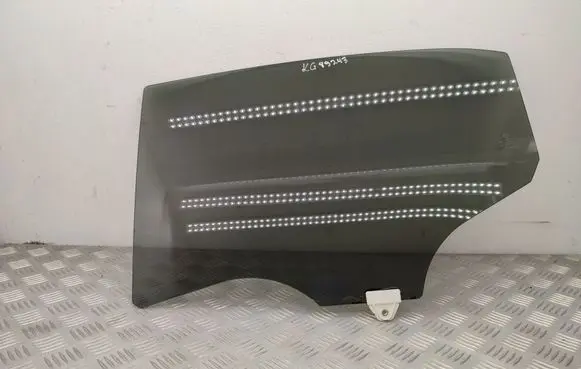 Mazda 2 Rear door window glass
