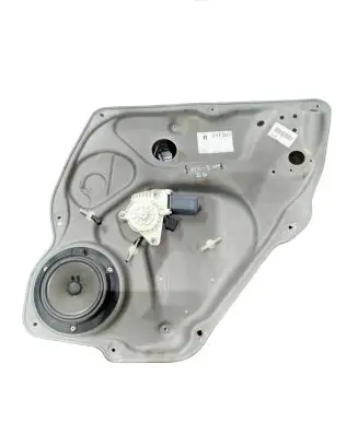 Mercedes-Benz B W245 Rear door window regulator with motor A1697301679 985009103