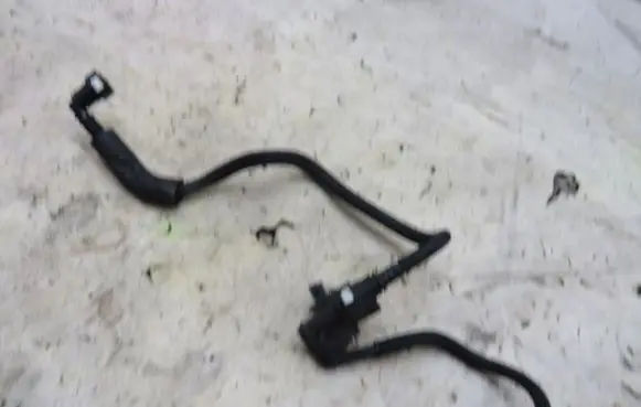 Peugeot 2008 I Fuel return line/hose GMAUTO4574097