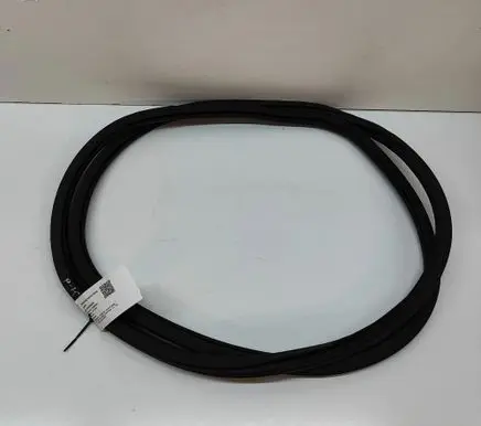Porsche Macan (95B) Rubber seal front coupe door 95B831721