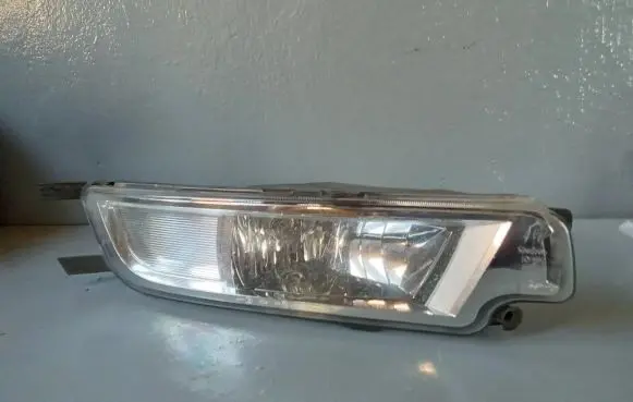 Volkswagen PASSAT B8 Front fog light 3G0941661H