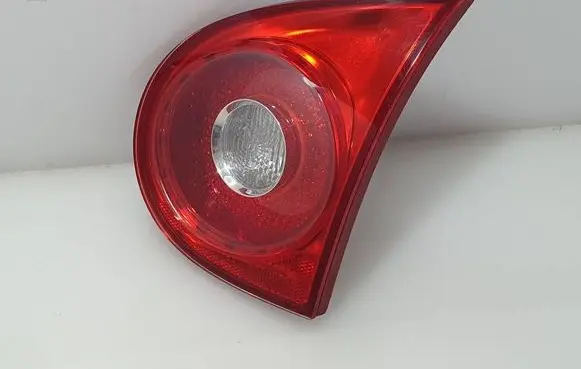 Volkswagen Golf V Tailgate rear/tail lights 1K6945094J 1K6945108C