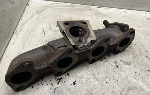 Nissan Qashqai+2 Exhaust manifold H82443150