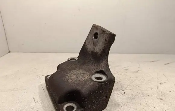 Jeep Grand Cherokee Engine mounting bracket 52124991AC