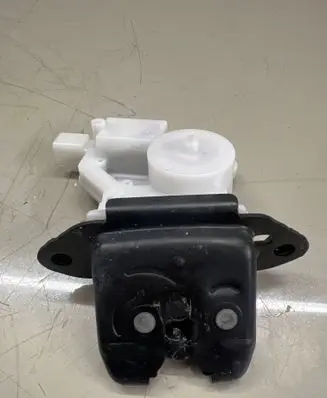 Renault Kadjar Tailgate/trunk/boot lock/catch/latch 