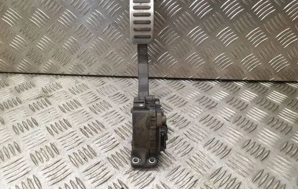 Volkswagen Polo Accelerator throttle pedal 6Q1721503B