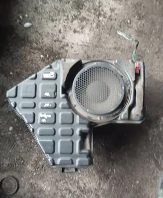 Chrysler Grand Voyager V Subwoofer speaker 05107087AE