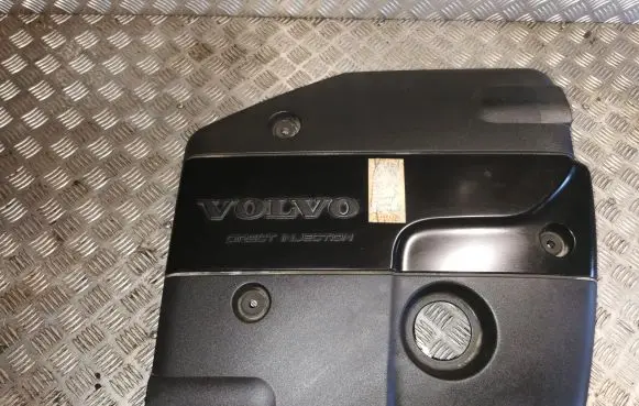 Volvo V70 Engine cover (trim)